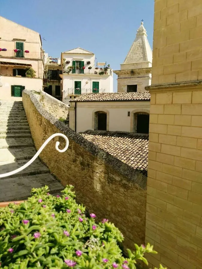 Iblamood Apartment Ragusa Italy